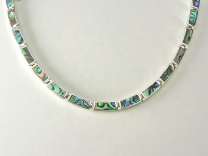 10271 Zilveren collier met abalone schelp